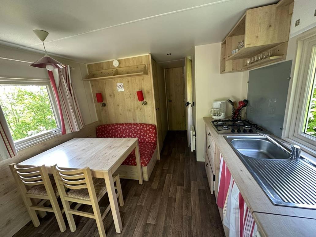 Camping La Sabliere Saint-Jans-Cappel ภายนอก รูปภาพ